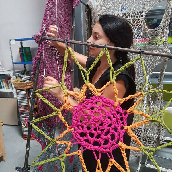 teambulding,art textile, crochet, oeuvre participative, recup Art, reemploi, upcycling, oeuvre collective